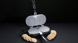 Image of Electric Thick Belgian Cookie/Waffle Iron
