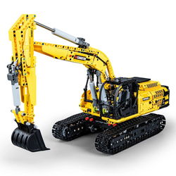 Image of CaDA RC Excavator 1702 Pcs – RC Kit 660-5045 – ETA Jan/Feb 2026