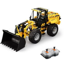 Image of CaDA Remote Control Wheel Loader 491 Pcs – Currently N/A